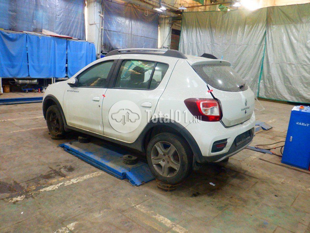 Фото Renault Sandero Stepway 8