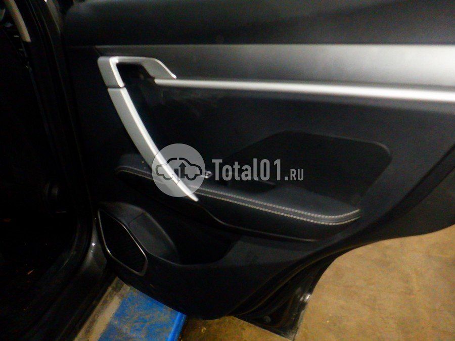 Фото Geely Coolray 42