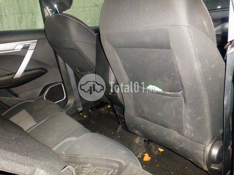 Фото Geely Coolray 48