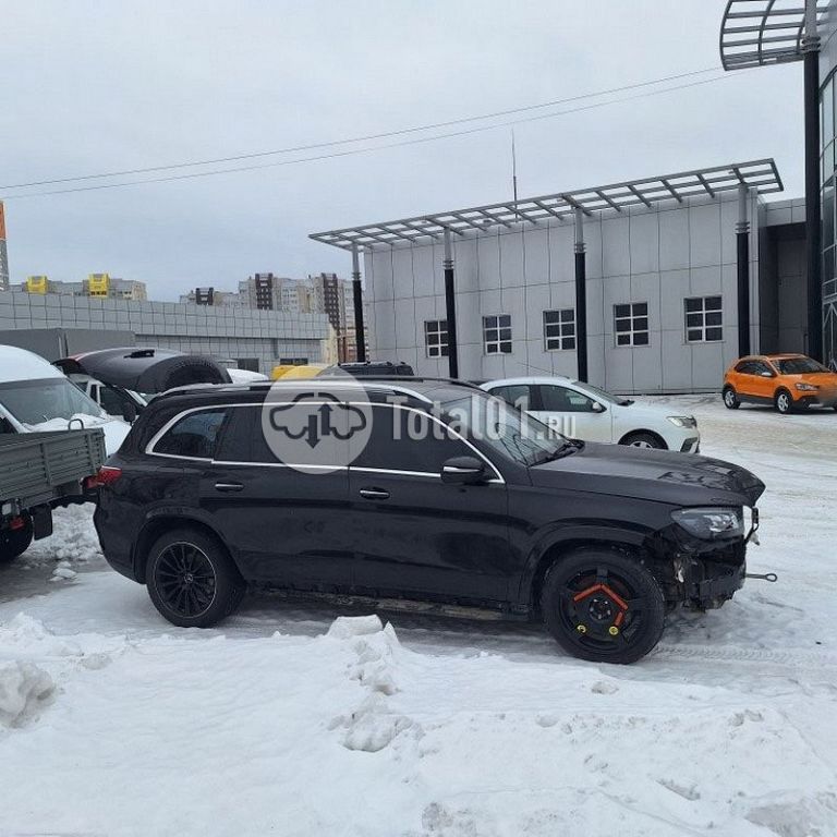 Фото Mercedes-Benz GLS-класс 12