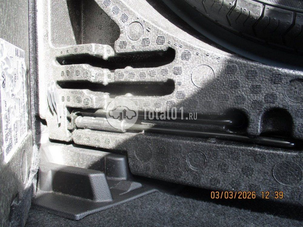 Фото Volkswagen Tiguan 12