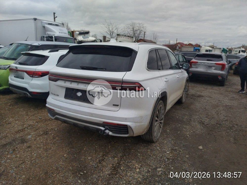 Фото Geely Monjaro 8