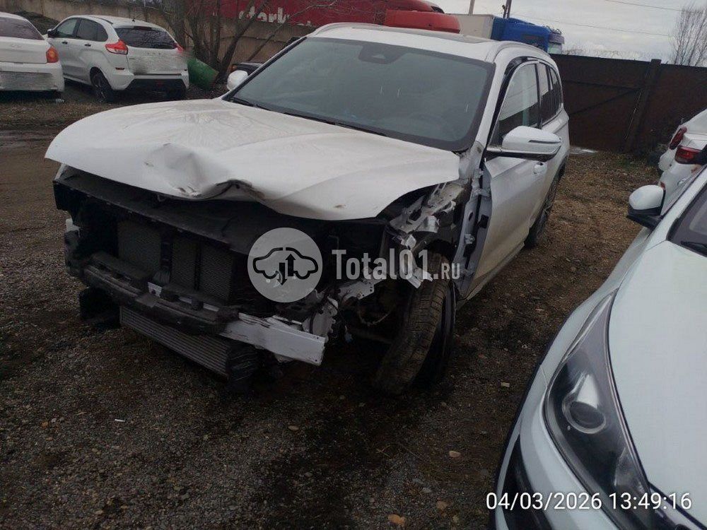 Фото Geely Monjaro 12