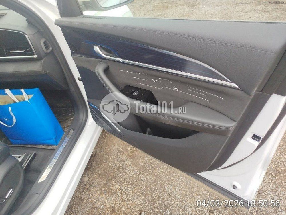 Фото Geely Monjaro 56