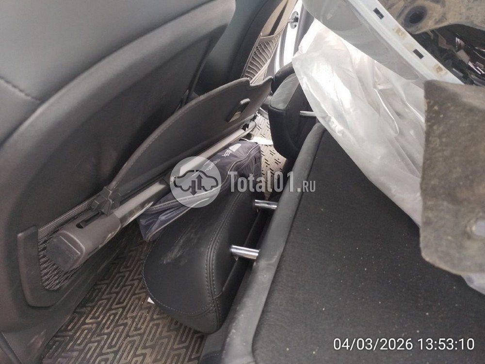 Фото Geely Monjaro 82