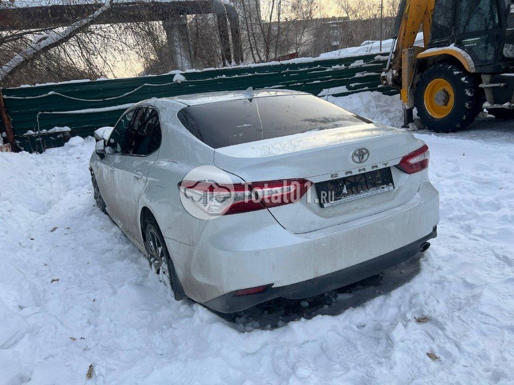 Фото Toyota Camry 4