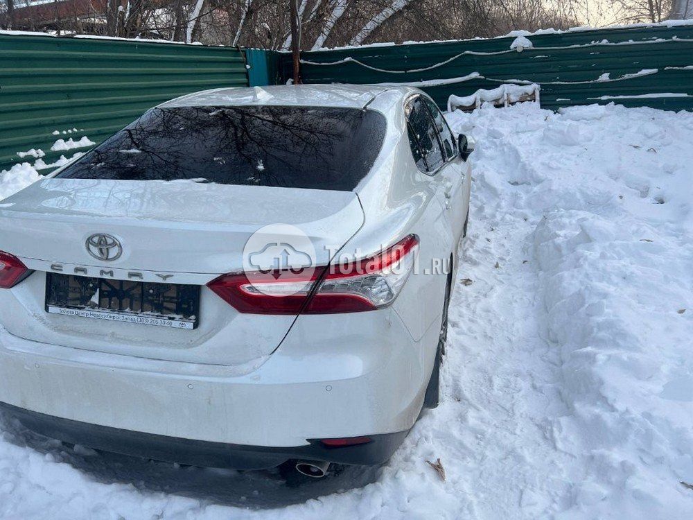 Фото Toyota Camry 6
