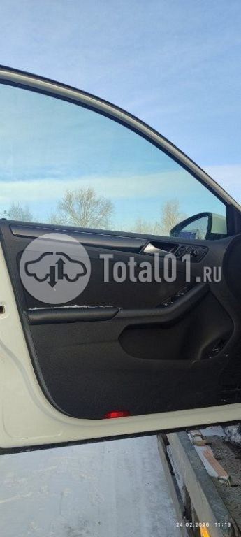 Фото Volkswagen Jetta 24