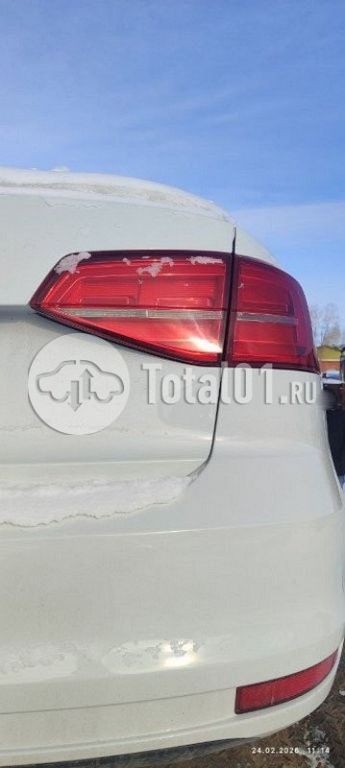 Фото Volkswagen Jetta 32