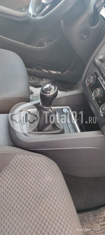 Фото Volkswagen Jetta 108