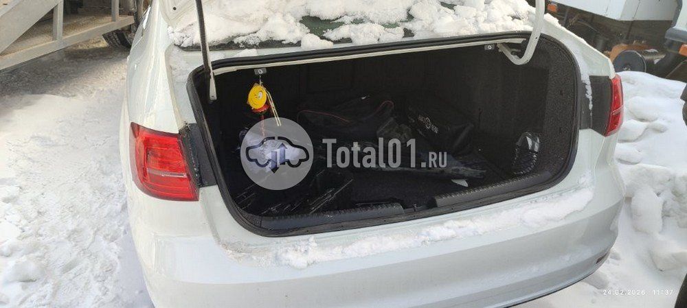 Фото Volkswagen Jetta 128