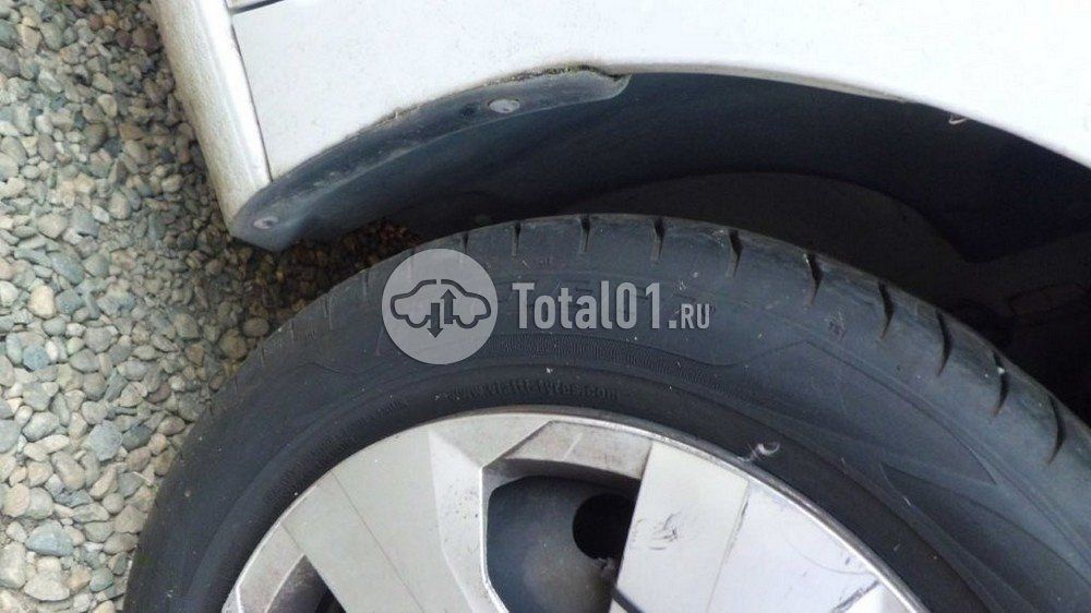 Фото Volkswagen Polo 16