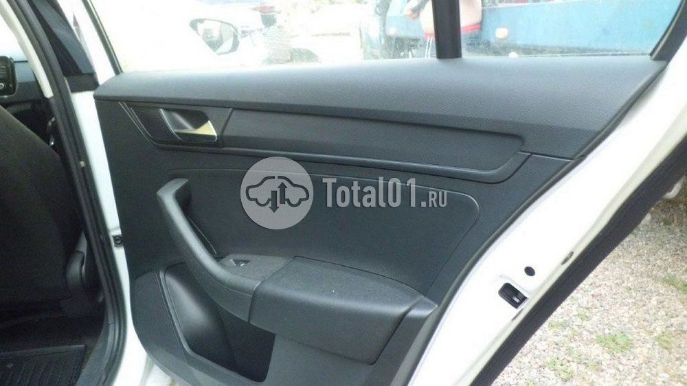 Фото Volkswagen Polo 42