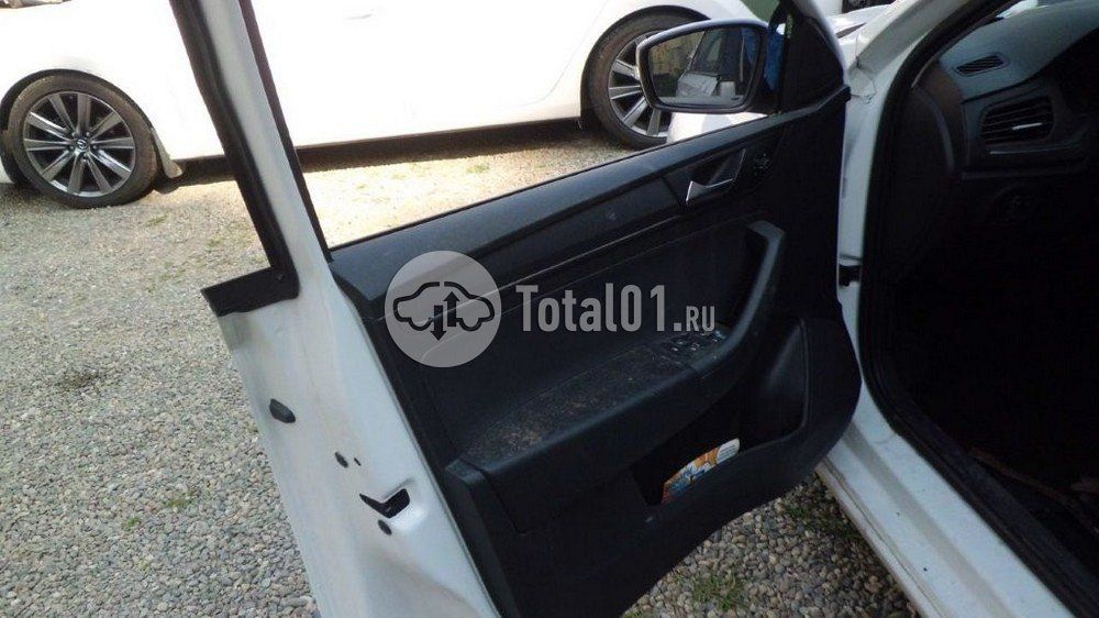 Фото Volkswagen Polo 72