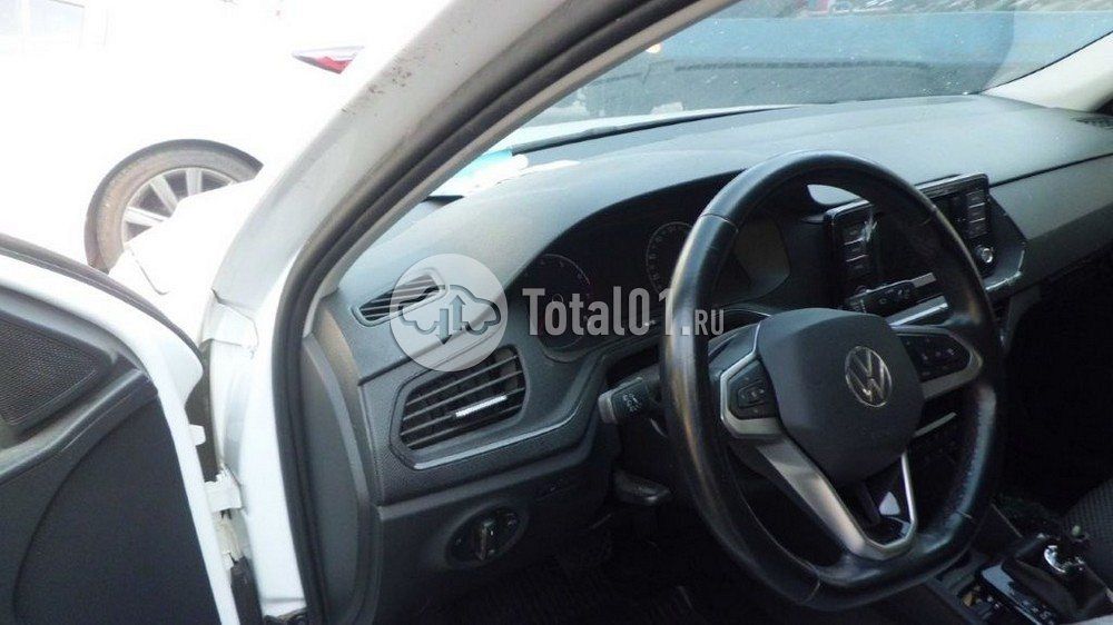 Фото Volkswagen Polo 76