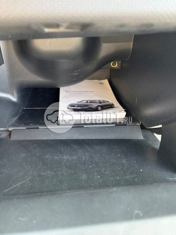 Фото Volkswagen Polo 12