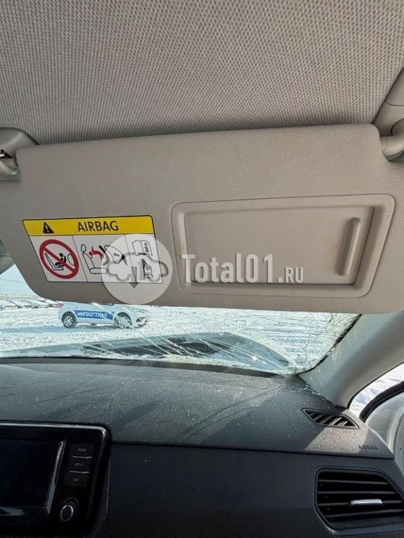 Фото Volkswagen Polo 16