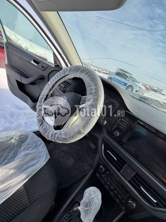 Фото Volkswagen Polo 18