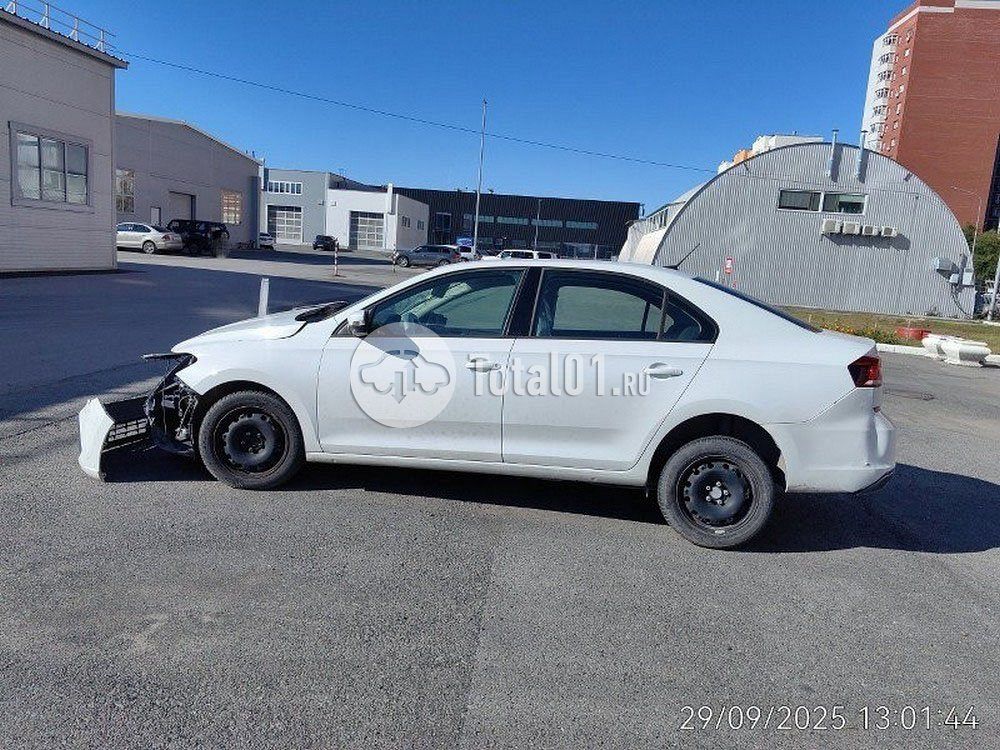 Фото Volkswagen Polo 104