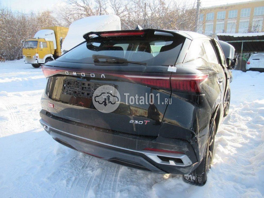 Фото OMODA C5 42