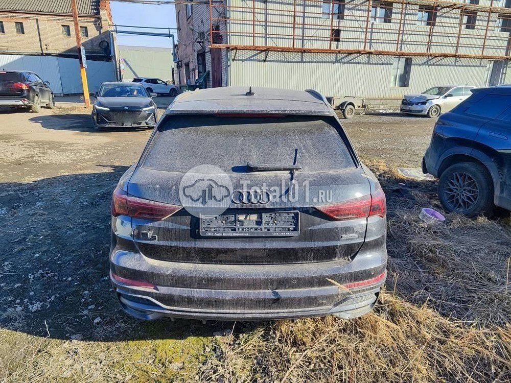 Фото Audi Q3 28
