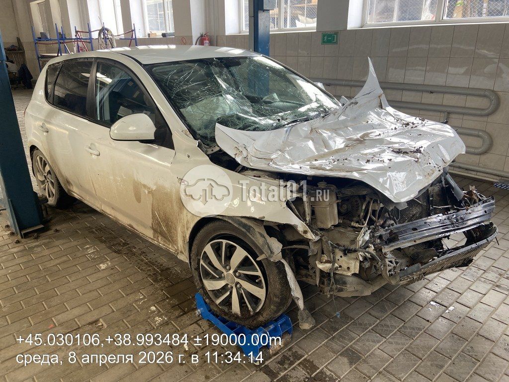 Фото KIA cee\'d 2