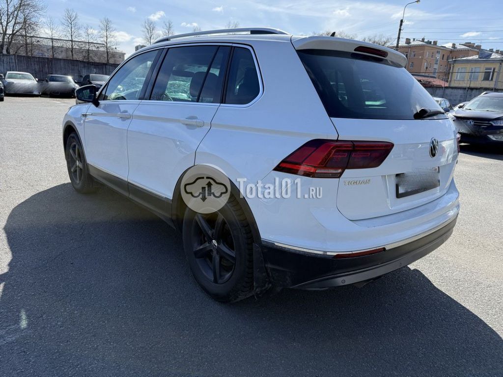 Фото Volkswagen Tiguan 2