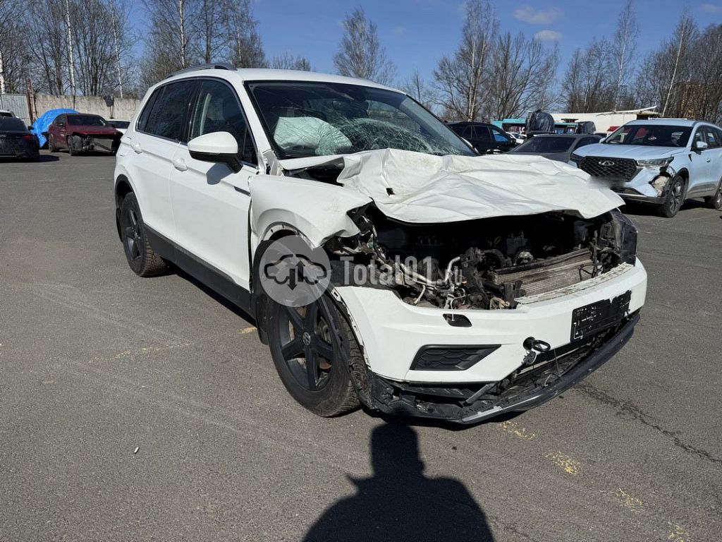 Фото Volkswagen Tiguan 26
