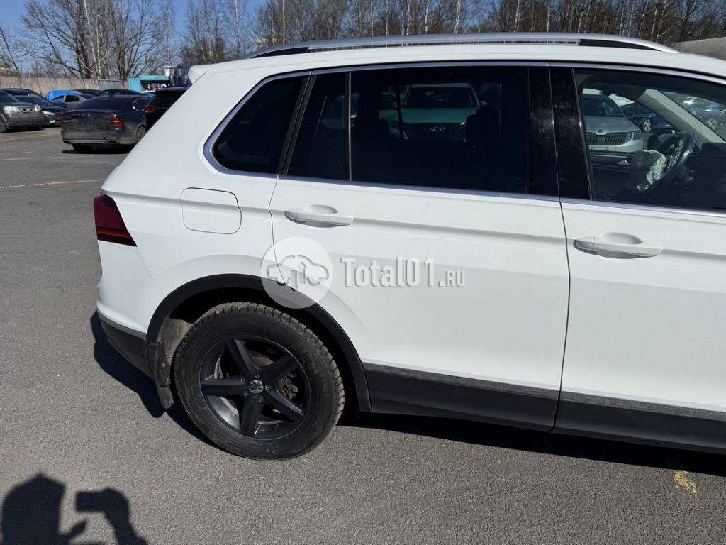 Фото Volkswagen Tiguan 58