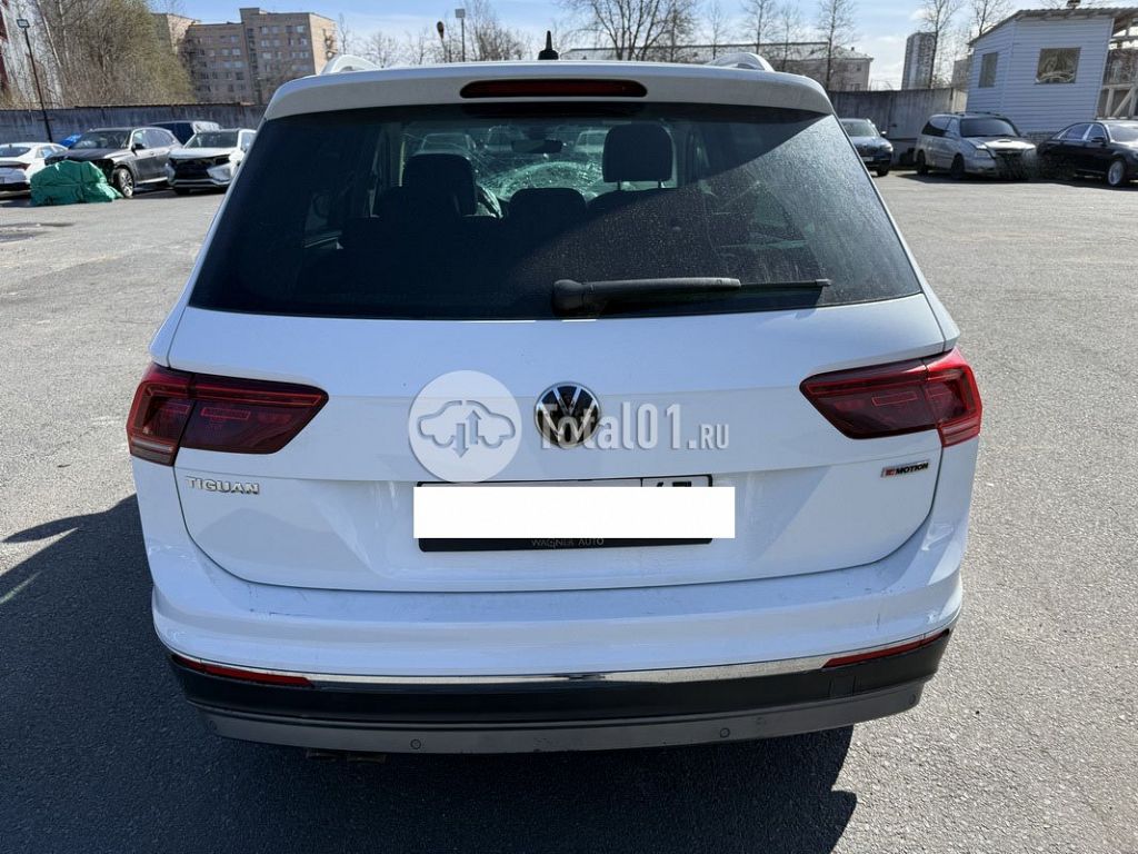Фото Volkswagen Tiguan 60