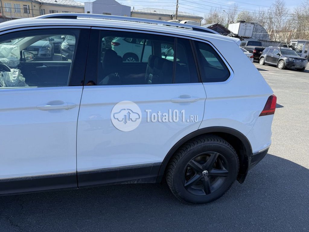 Фото Volkswagen Tiguan 64