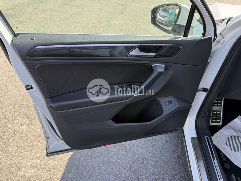 Фото Volkswagen Tiguan 114