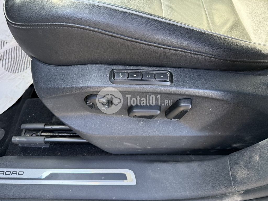 Фото Volkswagen Tiguan 120