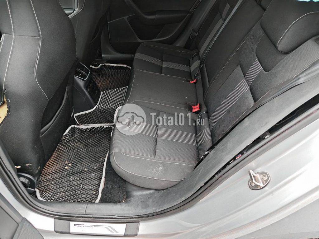 Фото Skoda Octavia 100