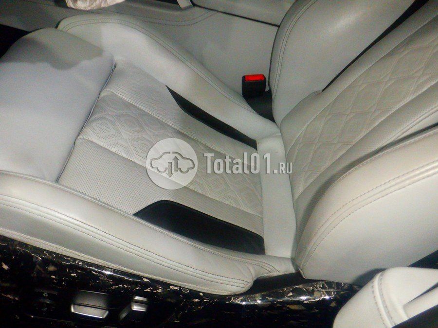 Фото BMW M8 90