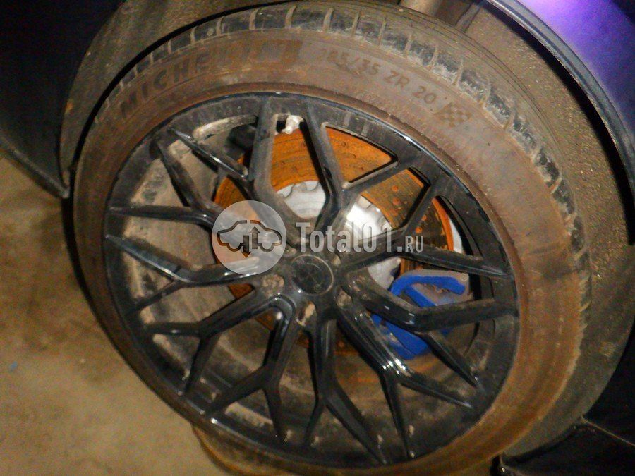 Фото BMW M8 152