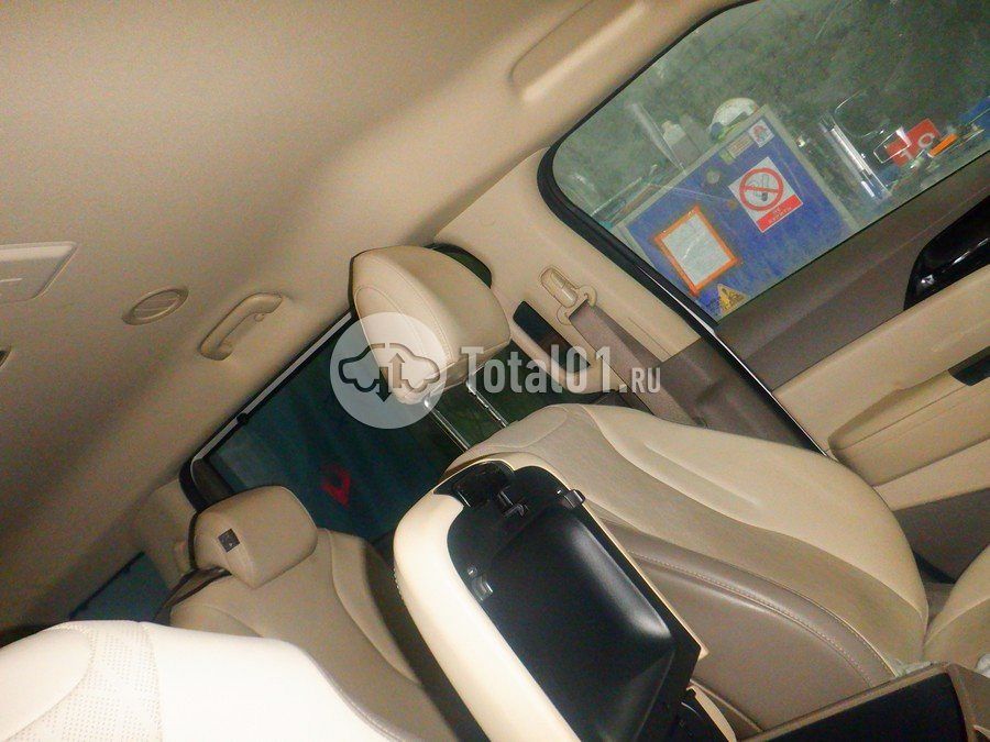 Фото KIA Carnival 34