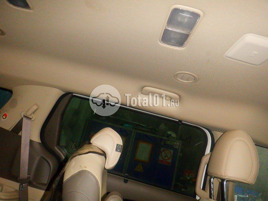 Фото KIA Carnival 44