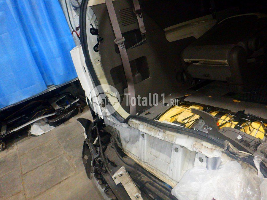 Фото KIA Carnival 62