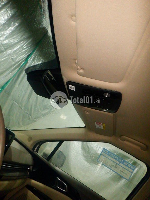 Фото KIA Carnival 88