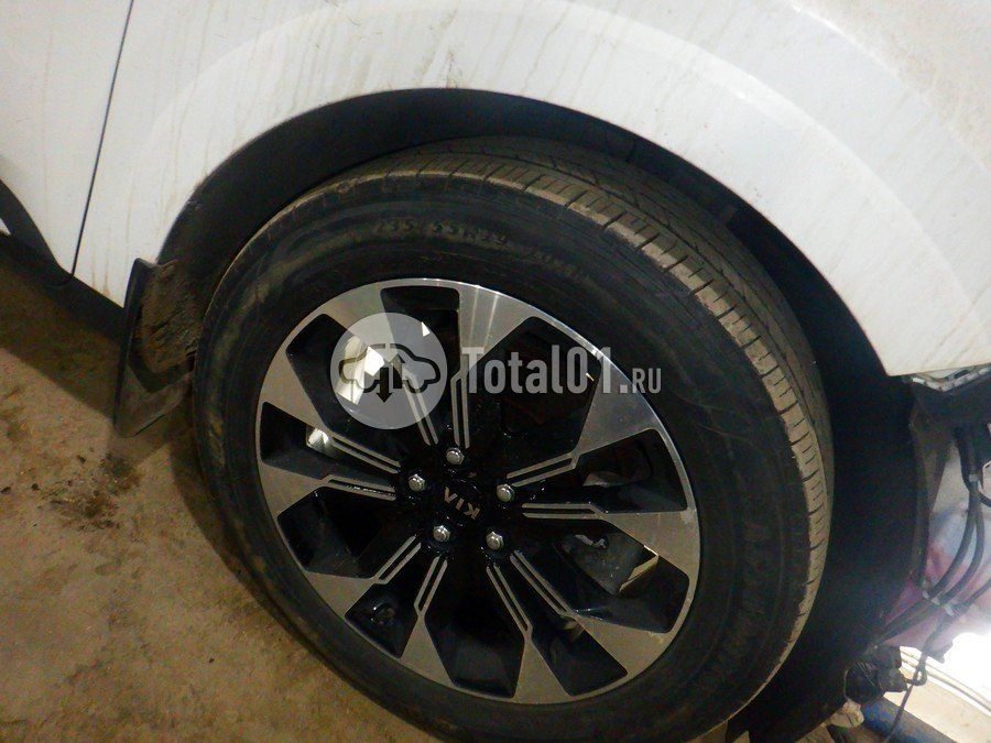 Фото KIA Carnival 94