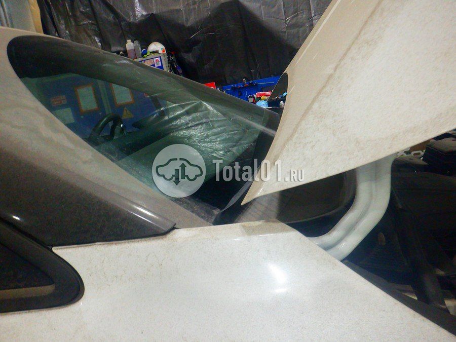 Фото KIA Carnival 98