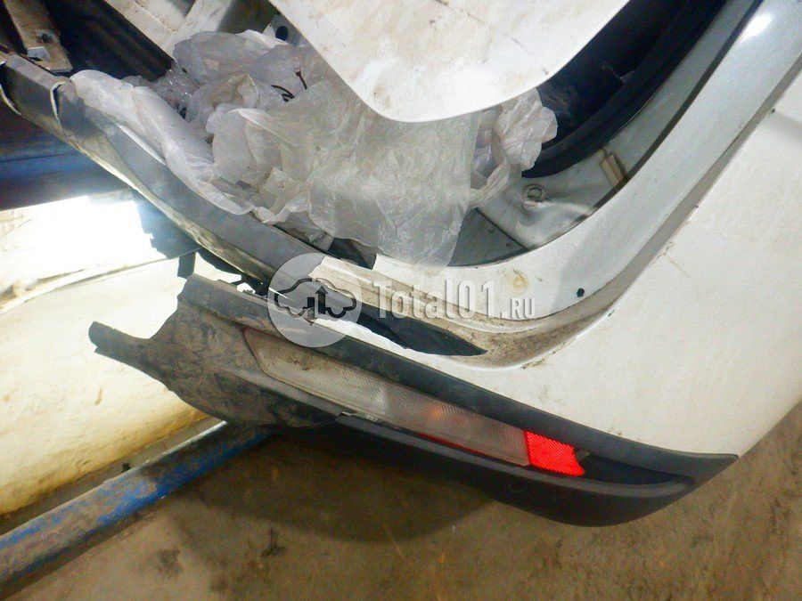 Фото KIA Carnival 128