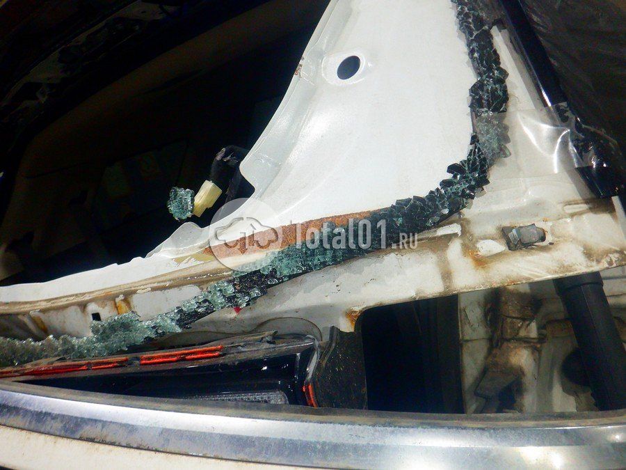 Фото KIA Carnival 132