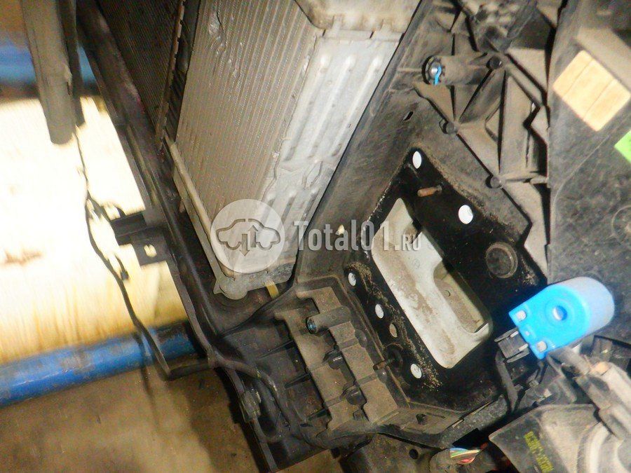 Фото KIA Carnival 202