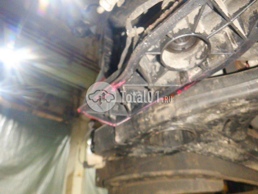 Фото KIA Carnival 240