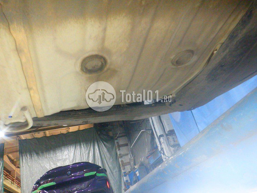 Фото KIA Carnival 282