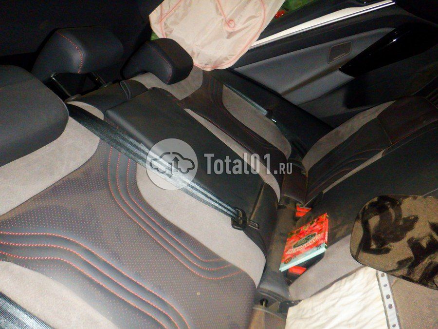 Фото Volkswagen ID4 44