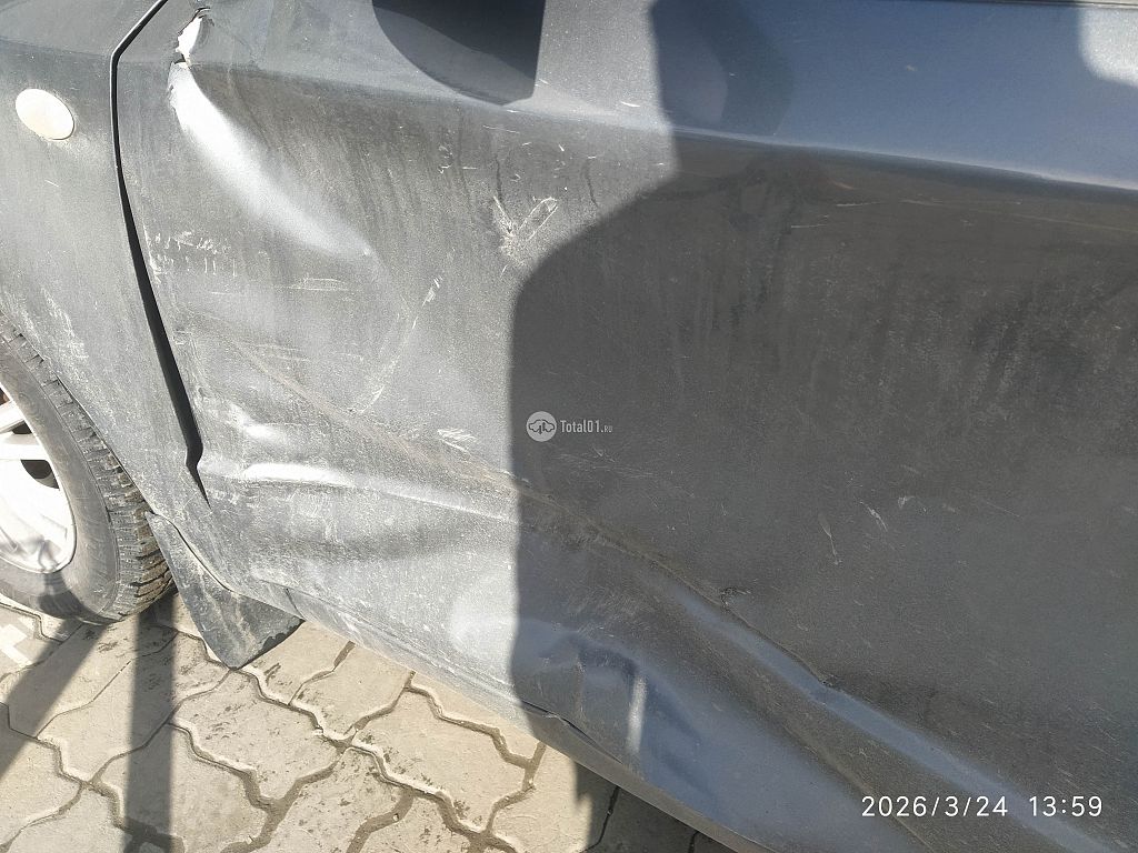 Фото Suzuki SX4 18