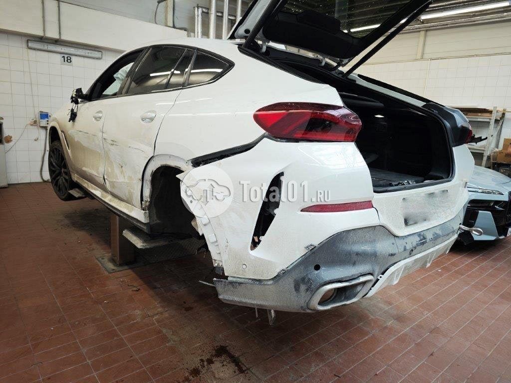 Фото BMW X6 650
